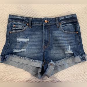 ✨LIKE NEW✨ celebrity pink jean shorts